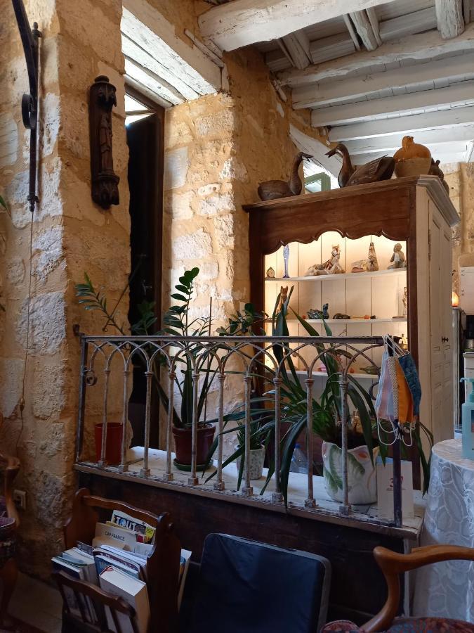 Chambre D Hotes Les Remparts Сан-Сиприан Екстериор снимка